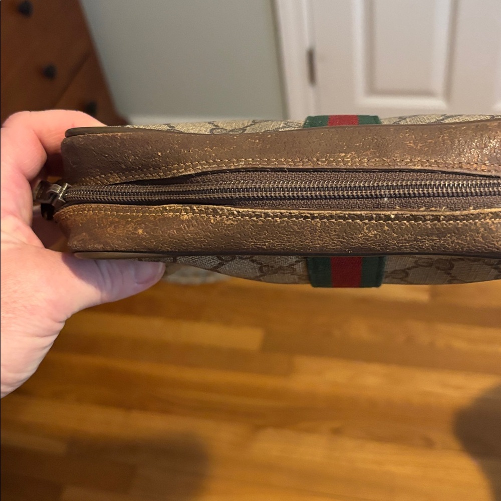 SOLD!!!!Gucci Beige Monogram Bag with Red and Green Accent - Picture 11 of 11